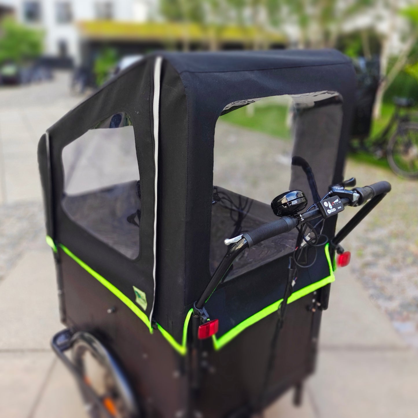 Blæst – Beskyttelse med stil i al slags vejr